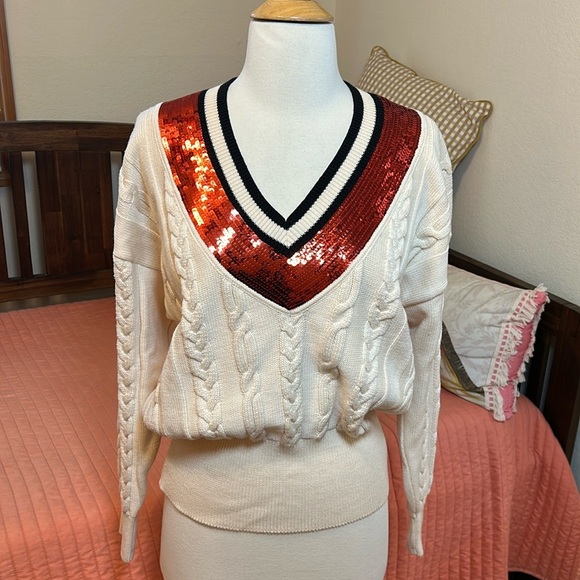 Vintage 80s Escada Wool Cable Knit Sweater with Red Sequin V Neck size 38 or M/L - Picture 3 of 16